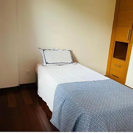 With Jacuzzi And Garden Zekeriyakoy Apartman