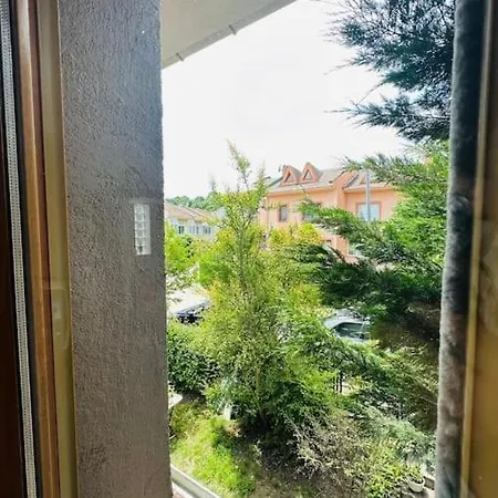 Apartman With Jacuzzi And Garden Zekeriyakoy *