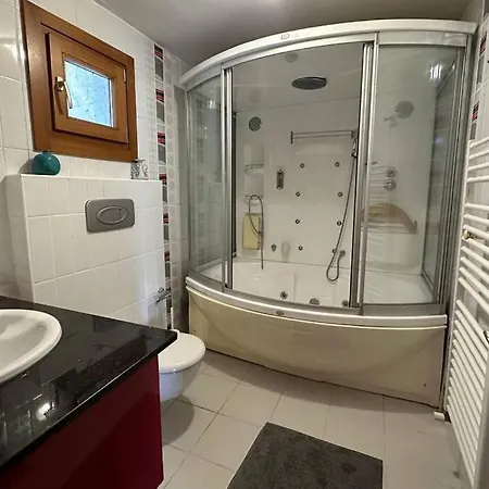 With Jacuzzi And Garden Zekeriyakoy Apartament Stambuł